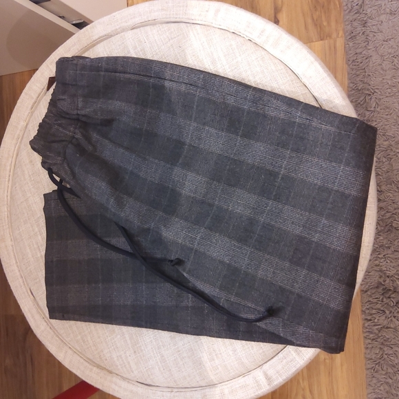 Aritzia Group by Babaton Jimmy Pant Plaid Sz S - Picture 7 of 11